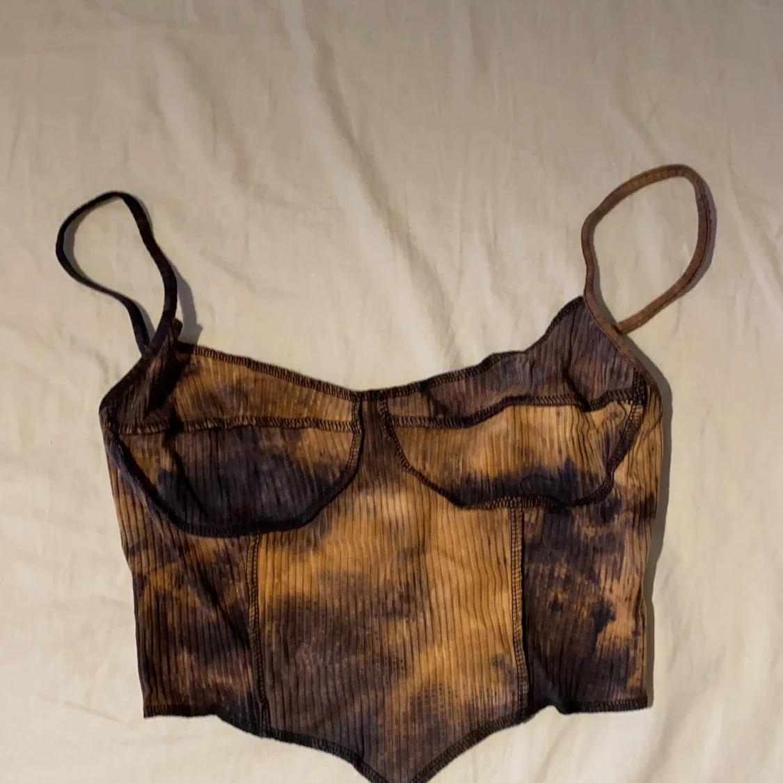 Tie-dye ribbad topp - 90