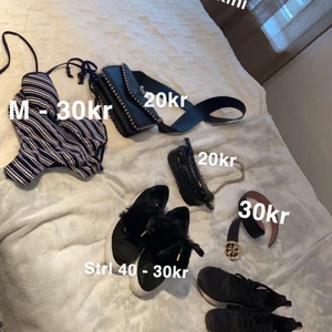 Olik accessoarer!  - Skriv för fler bilder. Frakt beror på produkt 