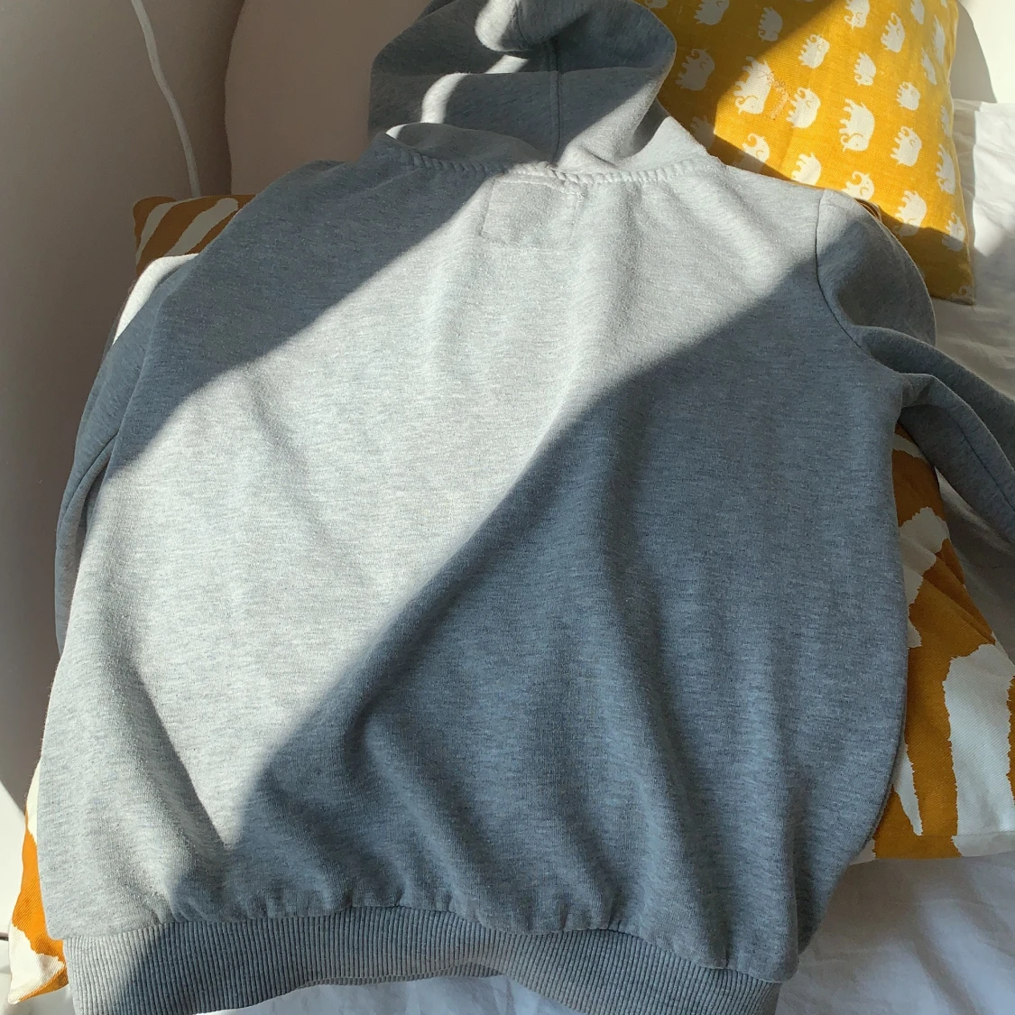 Levis hoddie storlek 128 - 90