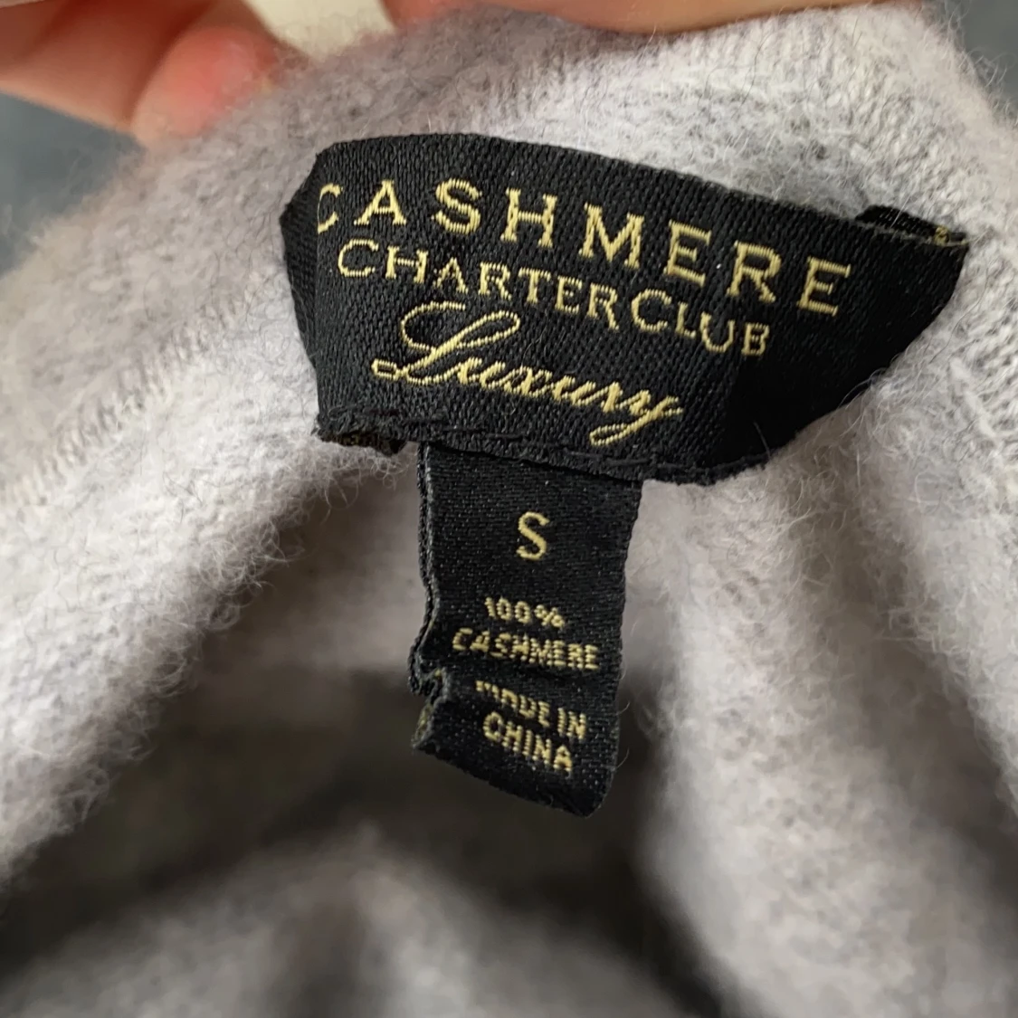 GRÅ KASHMIRHOODIE  - 91