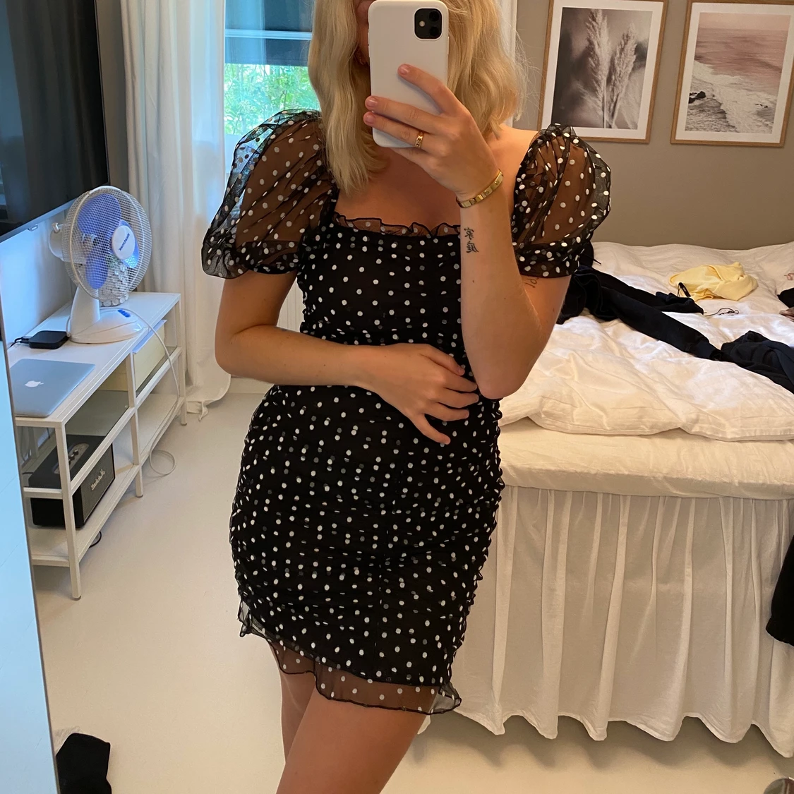 Prickig klänning - 91