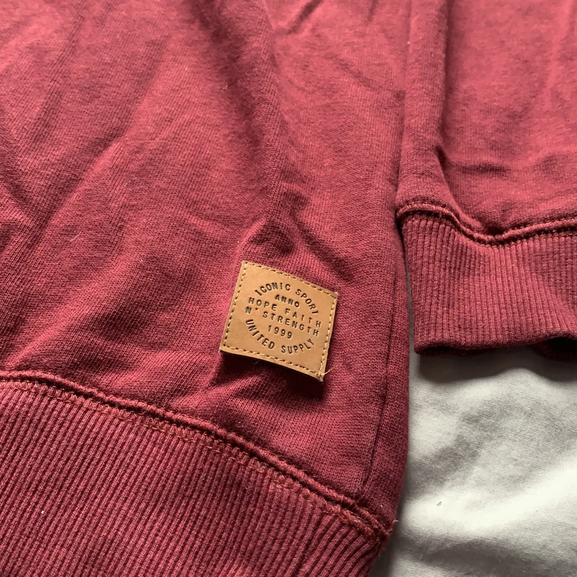 Iconic sport tröja - 91