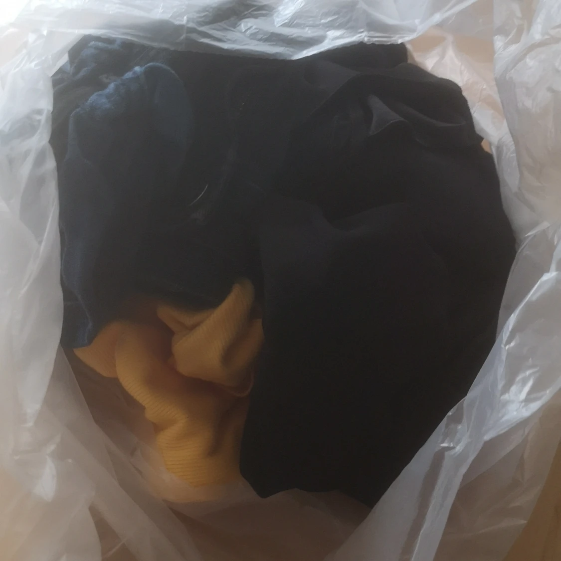 Säljer alla dessa kläder i påse för 200kr