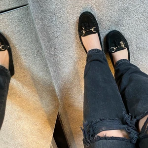 NOVITA ballerinaskor - Jättesöta och fina ballerinaskor från Novita!!! Perfekta vår och sommarskor! Använda max 2 gånger så är som nya! Storlek 36💜💜💜 (sista bilden är lånad från Boozt.com)