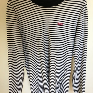 randig levis-tröja - randig levis tröja