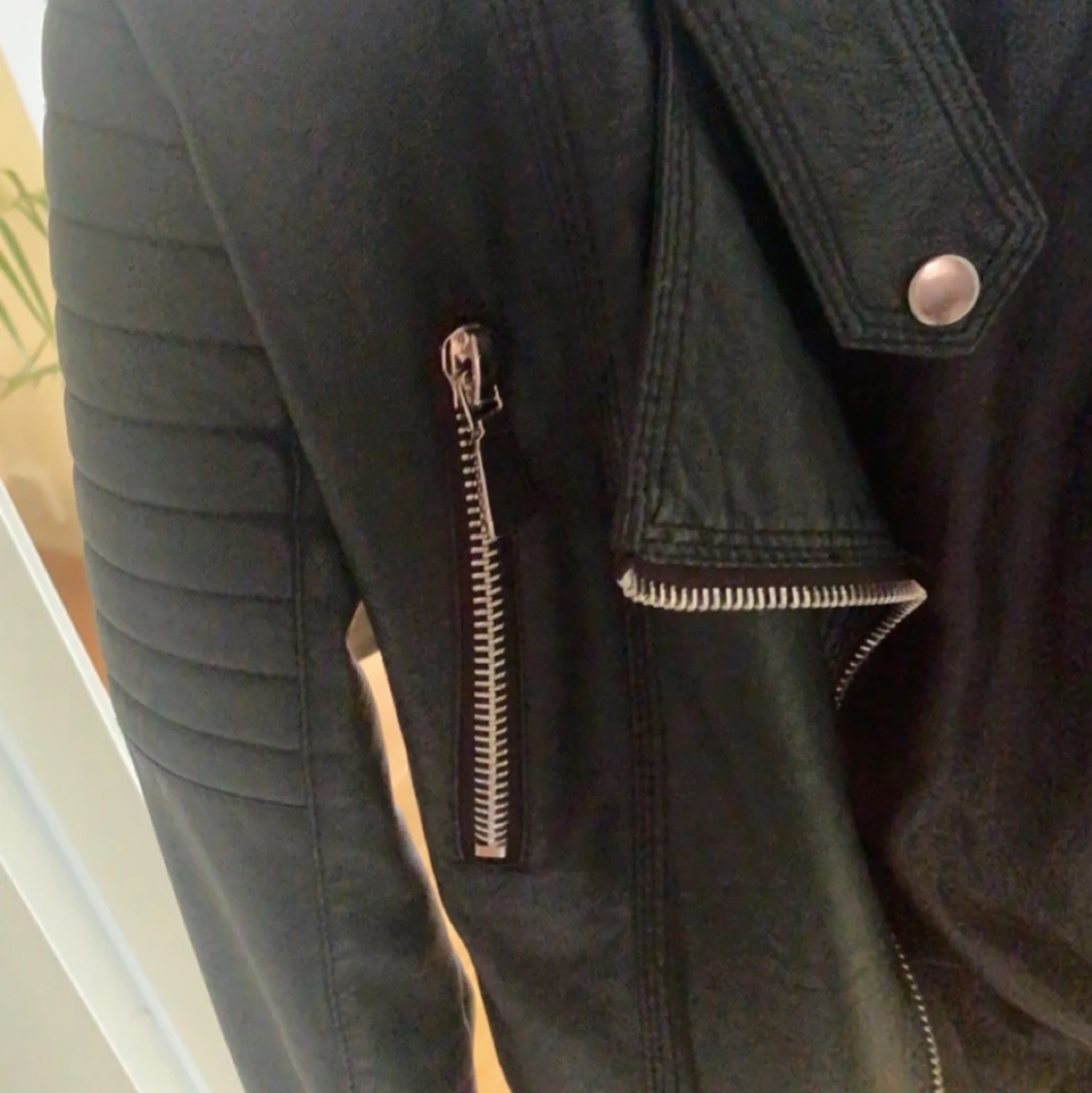 Skinnjacka storlek 36💕 - 90