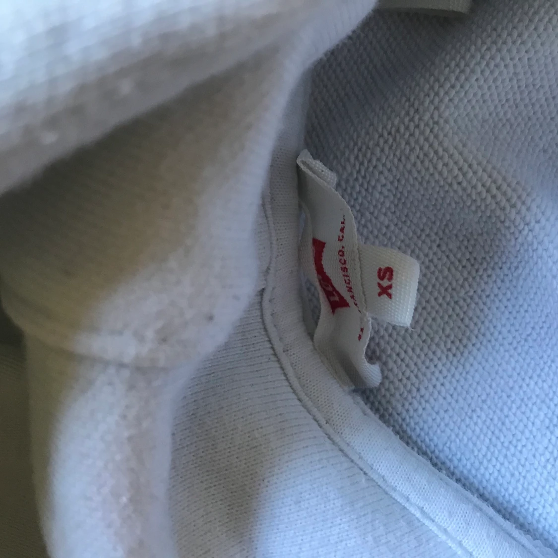 Levi’s hoodie - 91