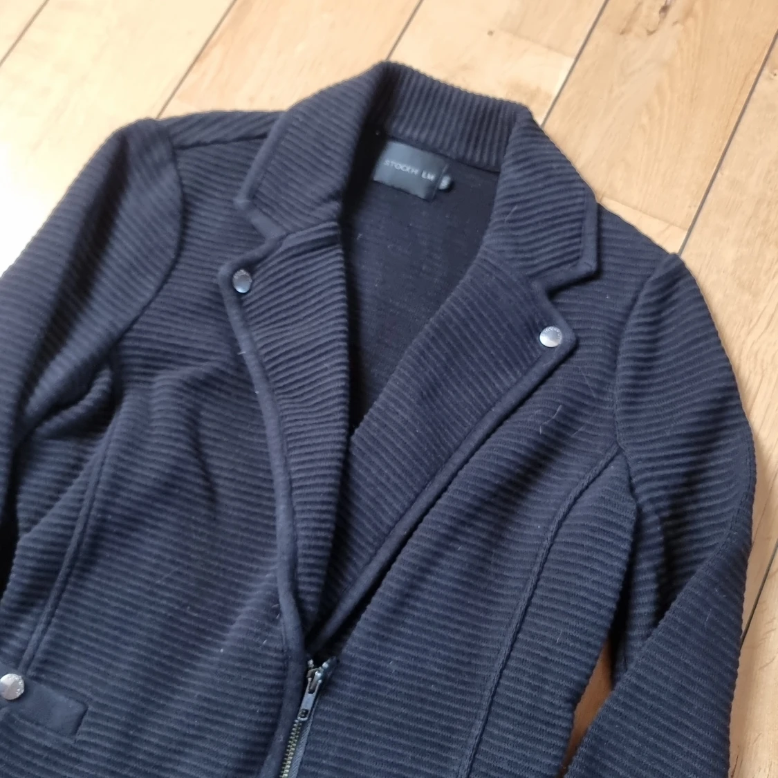 Stickad kavaj från Stockholm. - 91