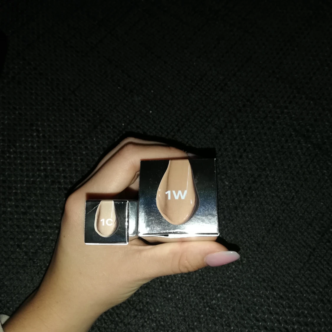 Caia conceler och fondation  - 90