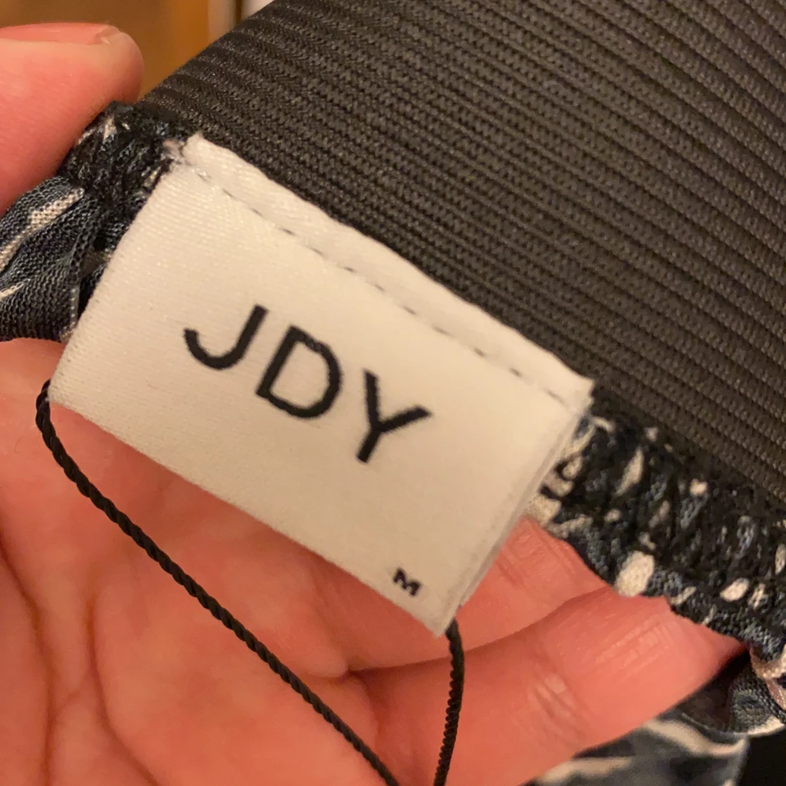 Kjol i zebramönster från JDY - 91