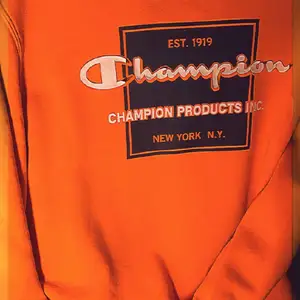 Orange Champion crewneck storlek L 