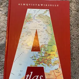 Atlas boken / skolbok, världskartor, geografi