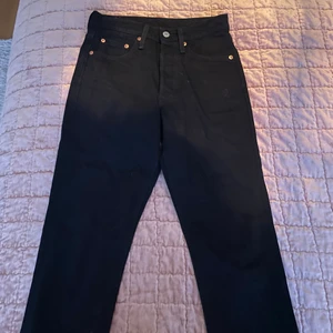 Levis 501 - Levis 501 jeans i mycket bra skick. Skriv privat vid intresse av fler bilder