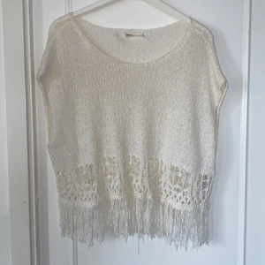 Stickad tröja  - Skön stickad tröja som är PERFEKT till sommaren