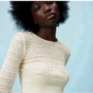 Zara tröja - säljer denna jättesöta tröja!!!