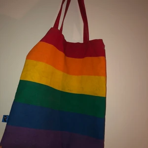 Pride väska - Pride väska! Köparen står för frakten 