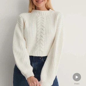 Tröja nakd  - En tröja från nakd i strl S. Som ny i skicket och väldigt fin. Frakt 66kr