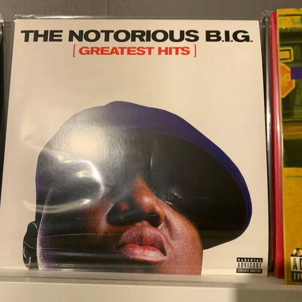 Biggies greatest hits album på skiva. Villig att sälja pris kan diskuteras. Bara lyssnat på skivan 1 gång. Betala 450 ordinarie pris.. Övrigt.