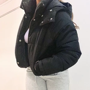 Vinterjacka/puffarjacka - Som ny strl M