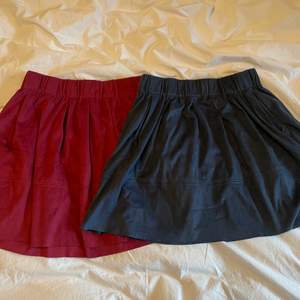 Två mockainspirerande kjolar från märket MOVES. Använd ett fåtal gånger så i mycket fint skick. Priset gäller per kjol. En röd och en blå