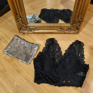 Bralett - Jättefin bralett från HM med spets!🐈‍⬛🌺 Ser mer nopprig ut än vad den är i verkligheten. Inga bågar eller extra lyft, bara ett extratyg vid brösten💫 I Västerås eller så möts vi upp eller vanlig frakt 45kr🚚