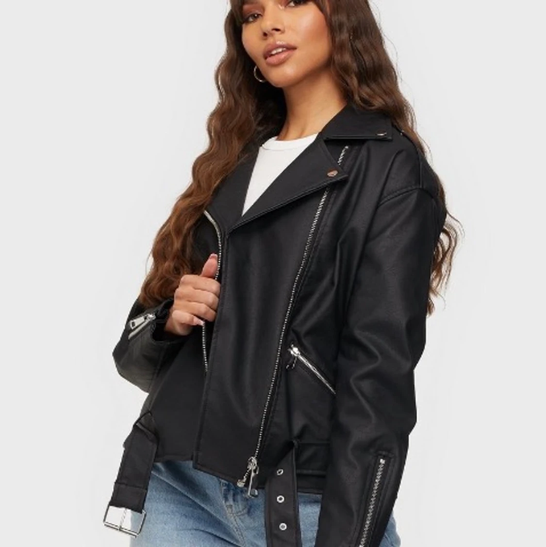 Säljer min skinnjacka, bra i skick