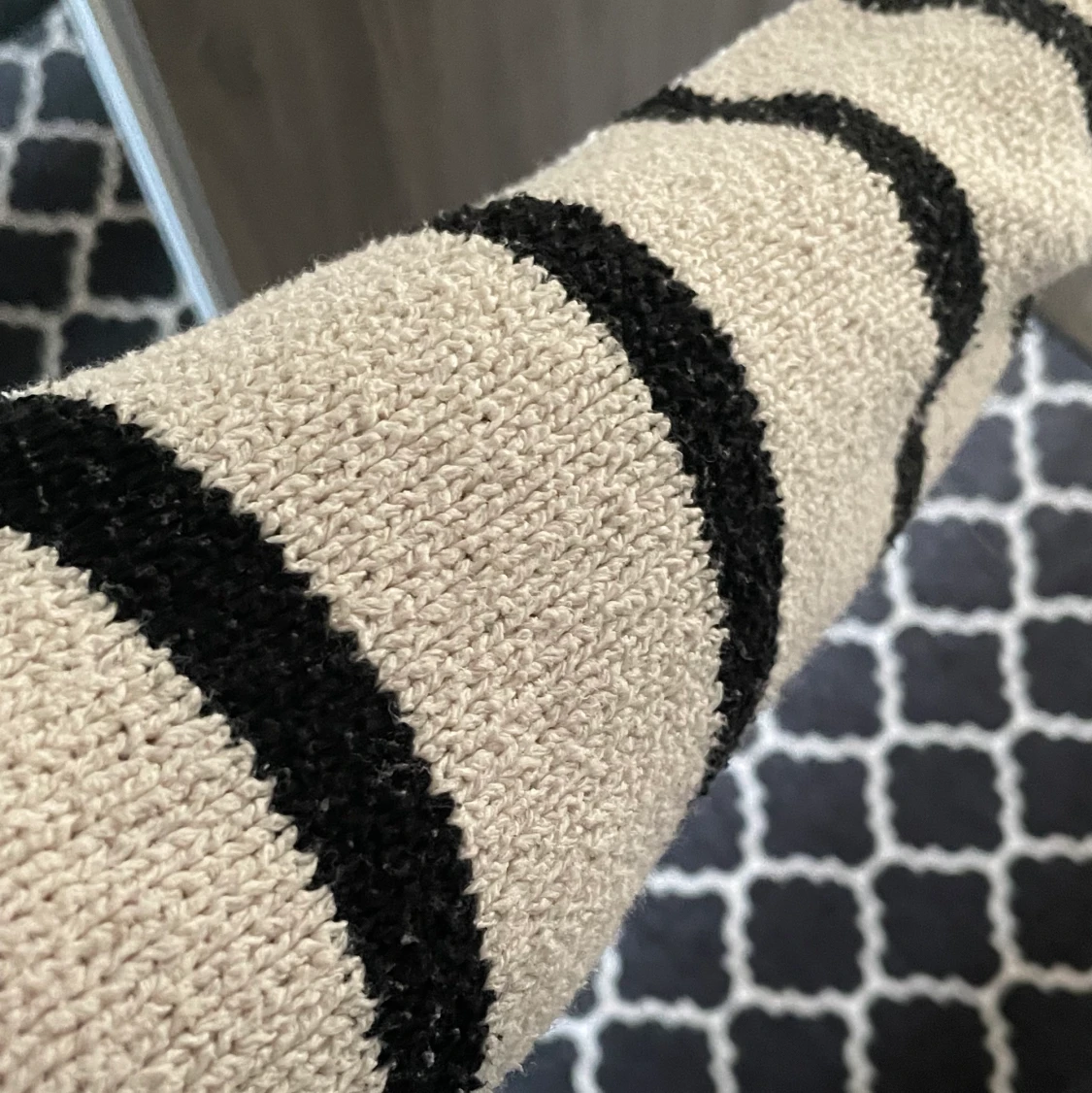 Randig stickad tröja - 90