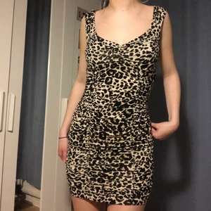 Leopardklänning - Supersöt leopardklänning 🐆 🐆🐆