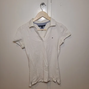 Tommy hilfiger tröja - Använd max 2 gånger