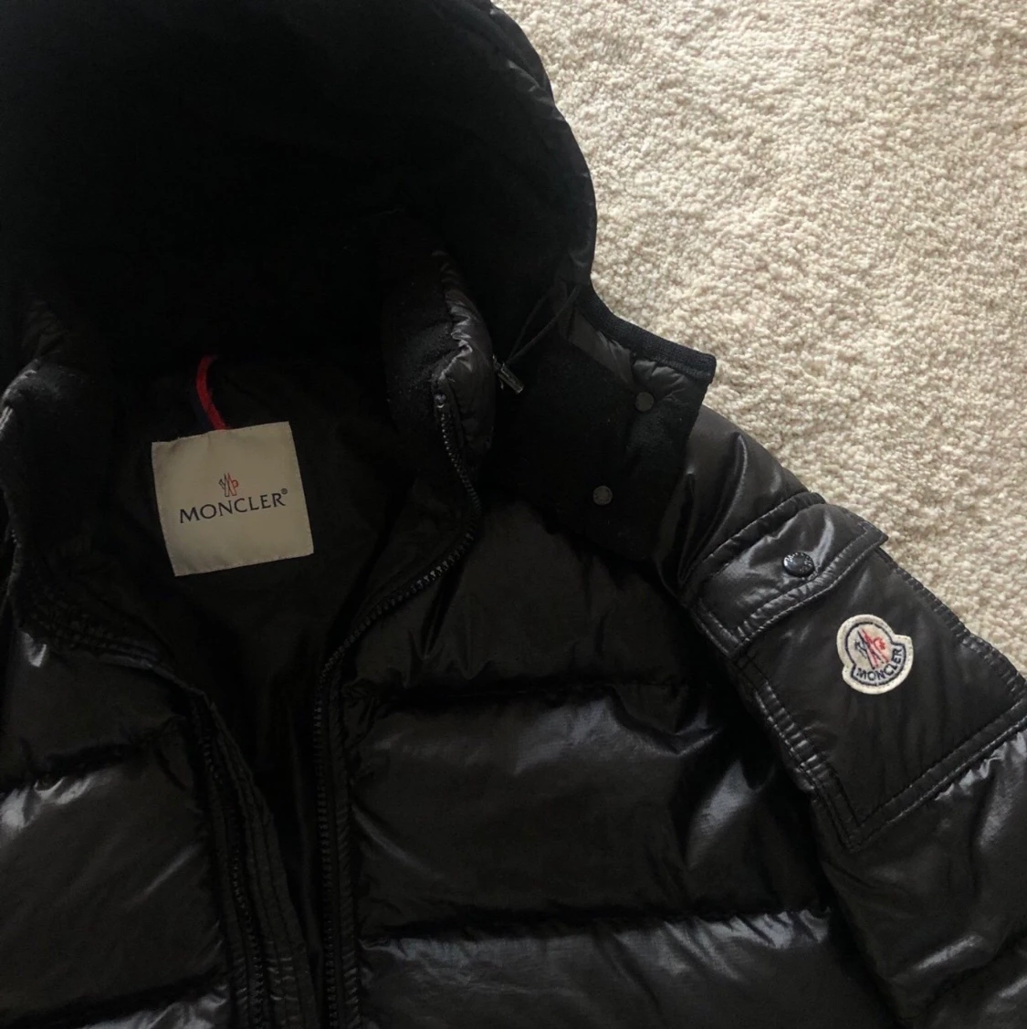 Moncler jacka - 90