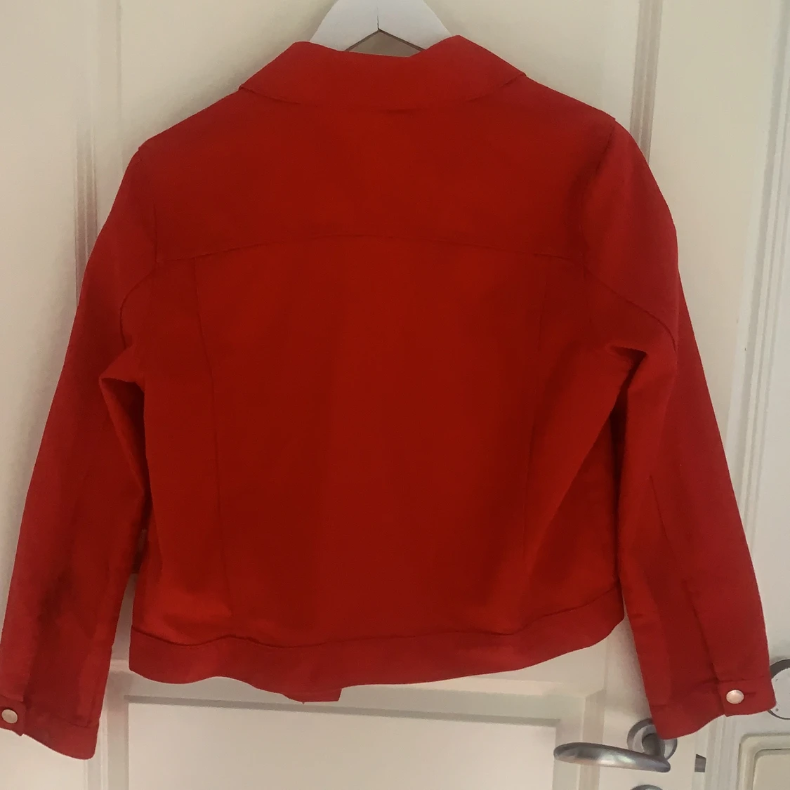 Röd jeans jacka  - 91