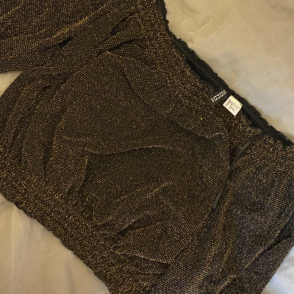 En svart lång ärmad tröja!!  - 90