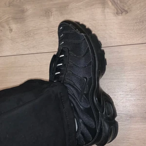 Nike skor - Ett par helt nya Nike skor som är knappt använda i bra skick!