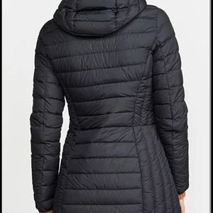 Parajumper Irene - Hej, söker efter en sån jacka i xs!! ❤️typ vid 1000 ?