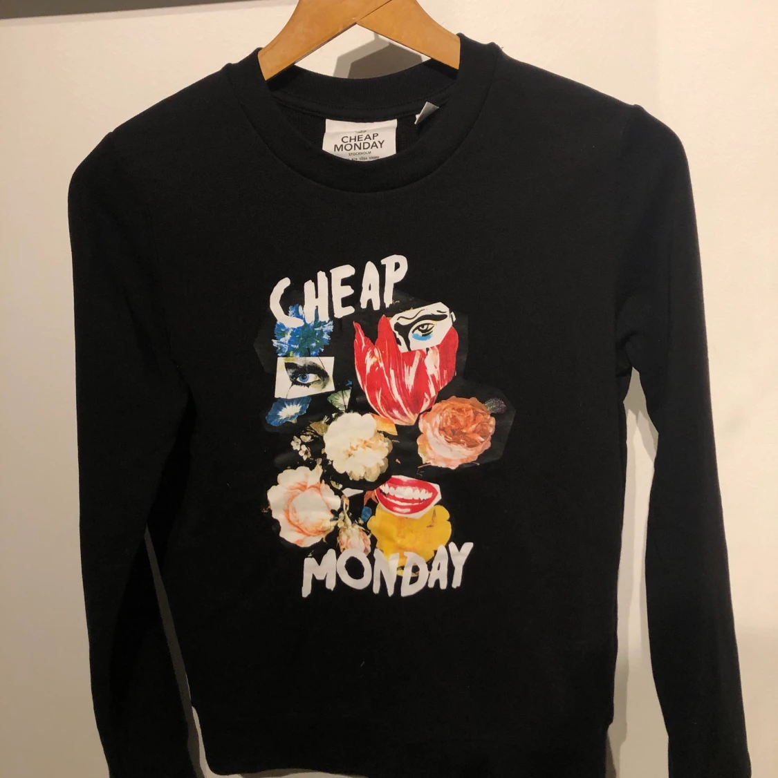 Cheap monday sweatshirt