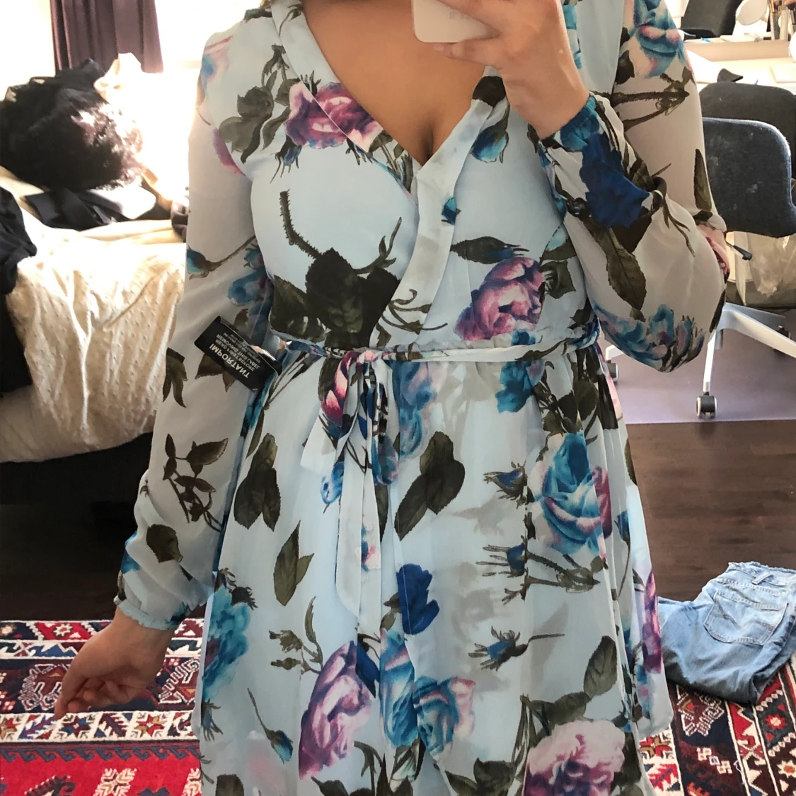 Blommig klänning strl 36