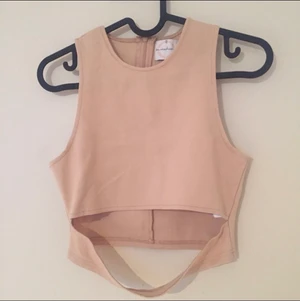 Crop top  - Använt en gång! Storlek xs/s