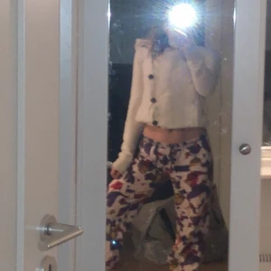 Hoodie/kofta - Jättefin tröja från Hollister i stl S. Hör av er vid frågor🥰