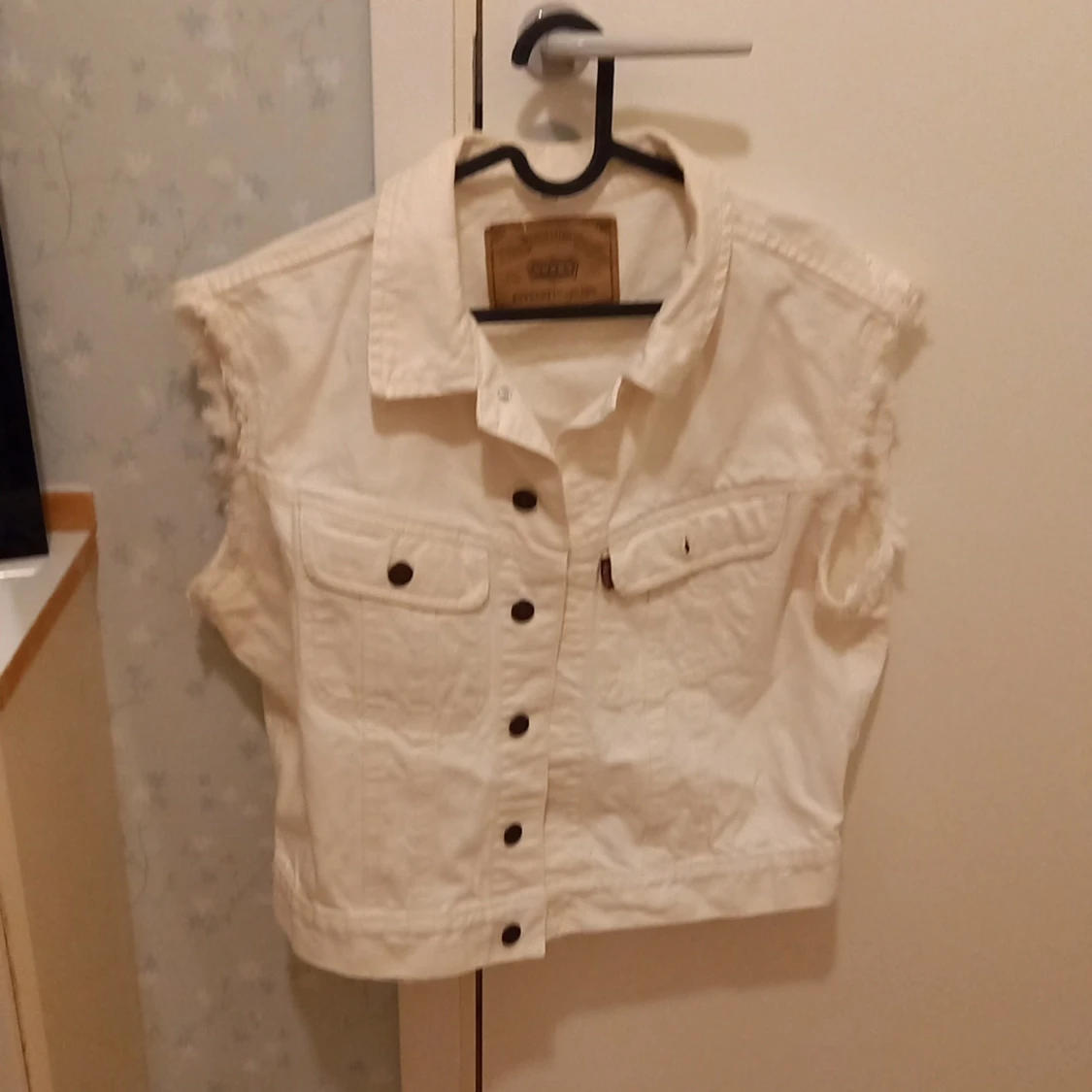 Jeansväst vit  - 90