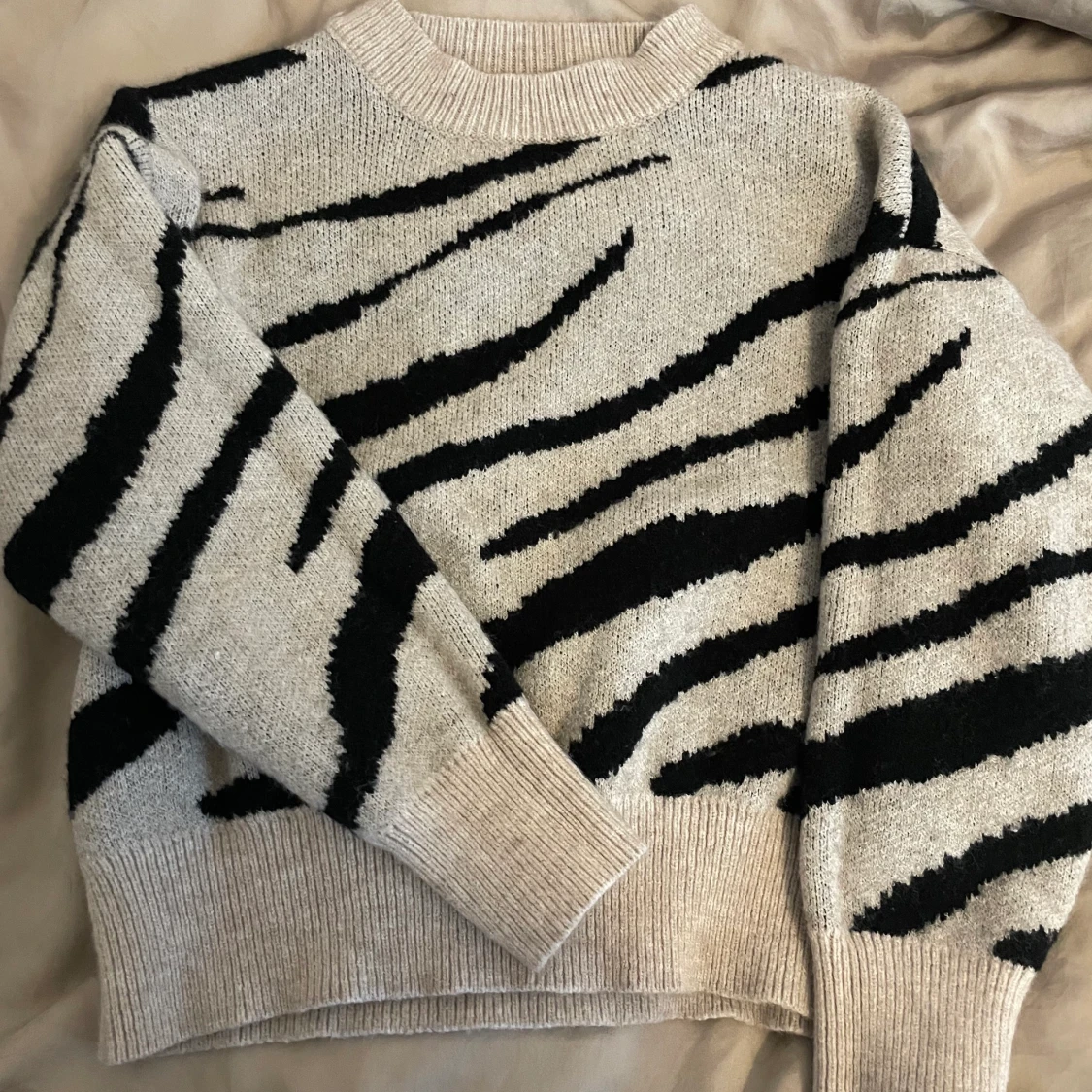 Mysig tröja i strl M - 90