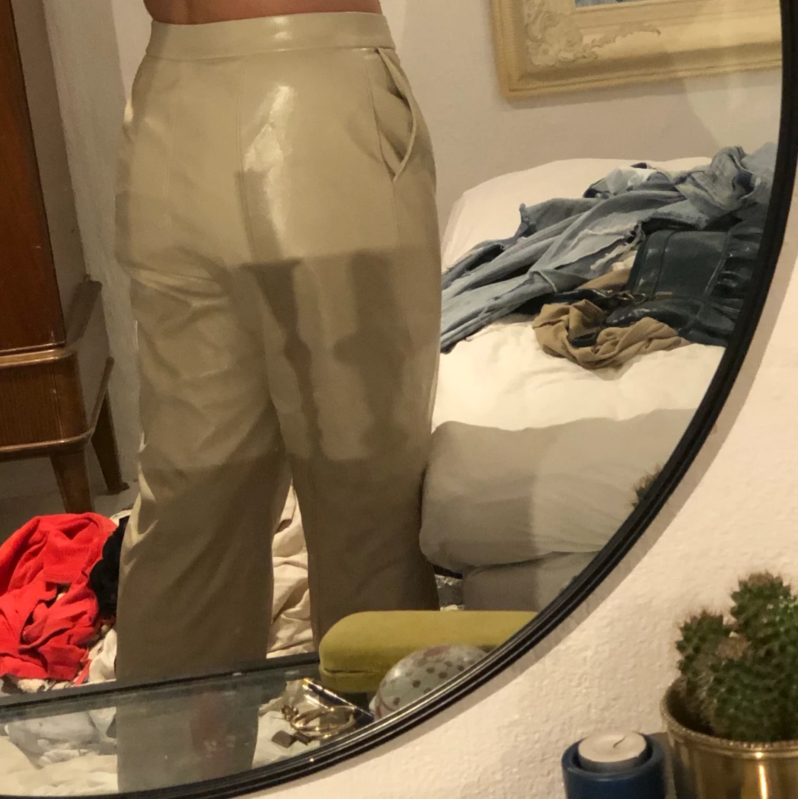 Skinn/Lack byxor - 90