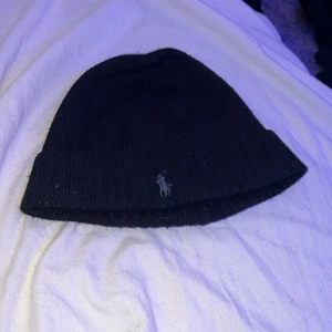 Ralph Lauren mössa - Fin Ralph lauren mössa nypris ca 500 (kan skickas)