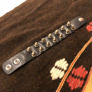 Fett nitarmband! - Fett nitarmband i perfekt skick. Går att justera som du ser på första bilden. Möts i Malmö och tar Swish(: står ej för frakt eller postens slarv 