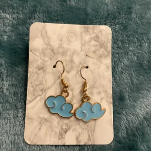 Örhängen  - Oanvända 