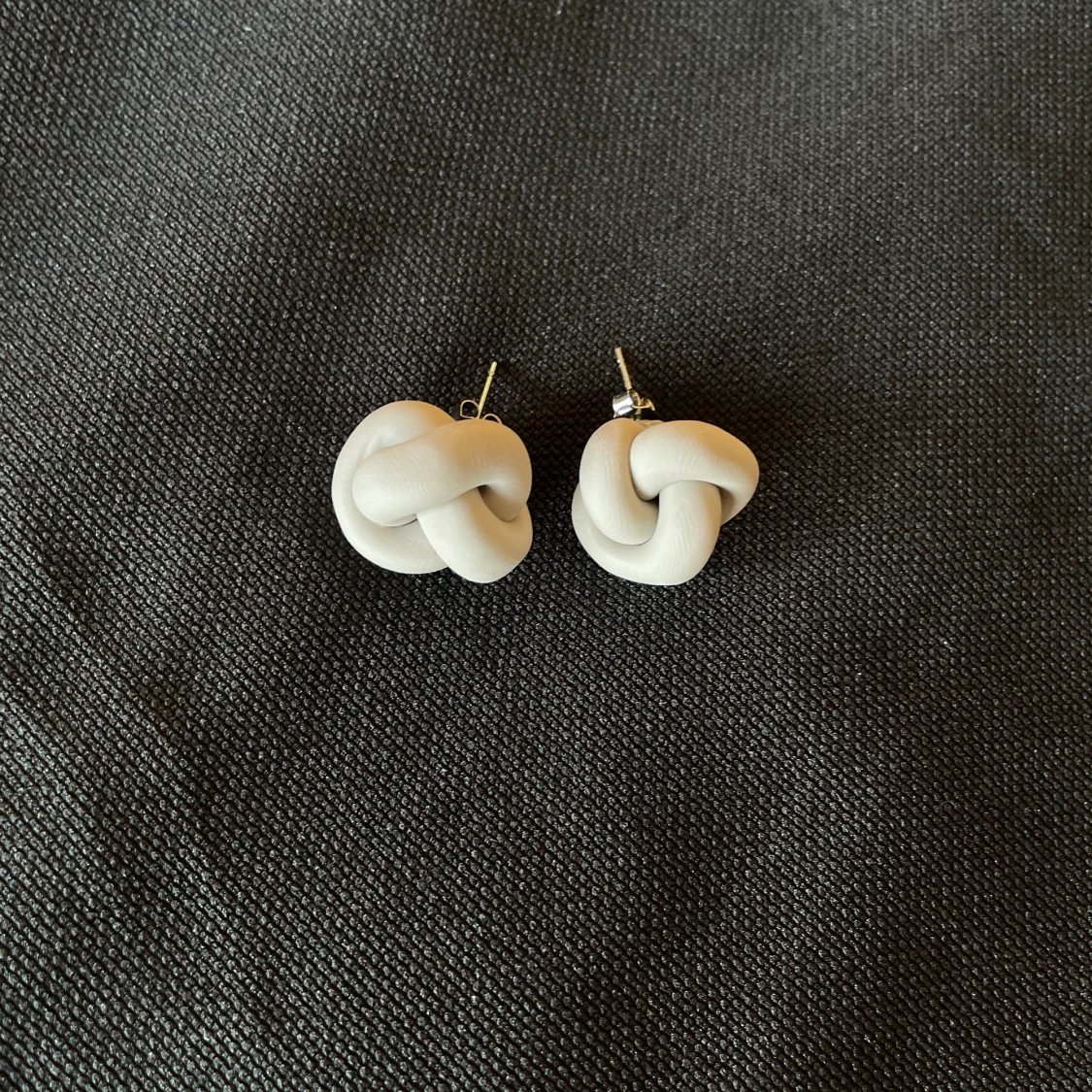 🌾✨🐚Grå beiga örhängen🐚✨ 🌾 - 90