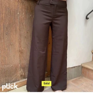 Bruna kostymbyxor - Superfina kostymbyxor! Köpta här på Plick men passade tyvärr inte mig så säljer vidare🥰