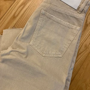 Jeans  - Jeans från Zara i storlek 36, aldrig använda. Köparen står för frakten!