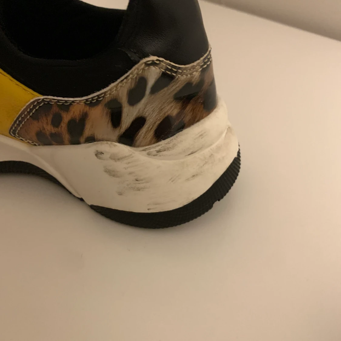 Leopard/gula sneakers - 91