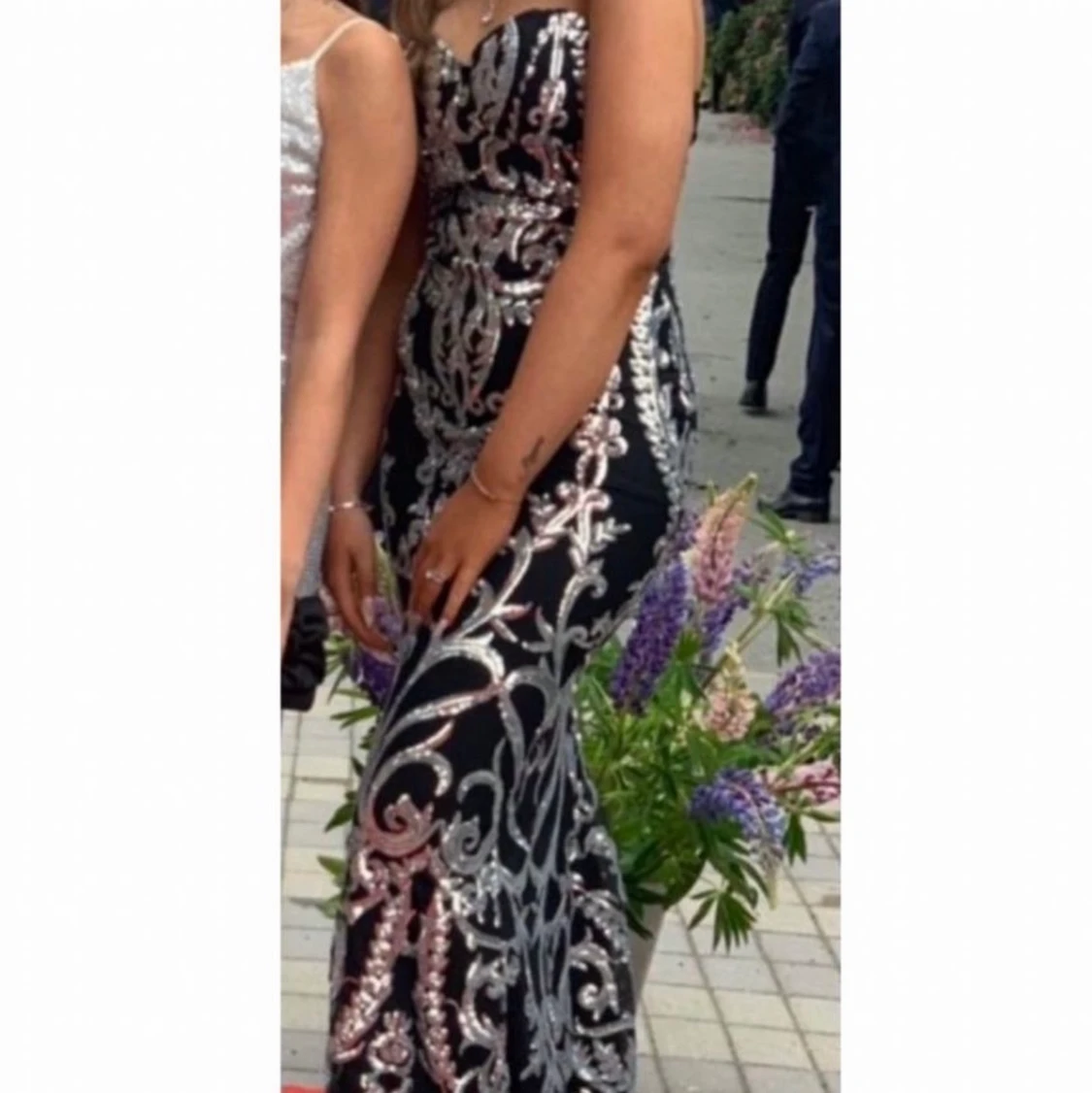 Balklänning från Dennis maglic, storlek 36