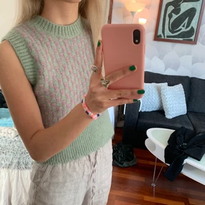 ZARA TOPP - Stickad zara topp/väst helt ny, prislapp kvar!  (Väldigt stretchig)